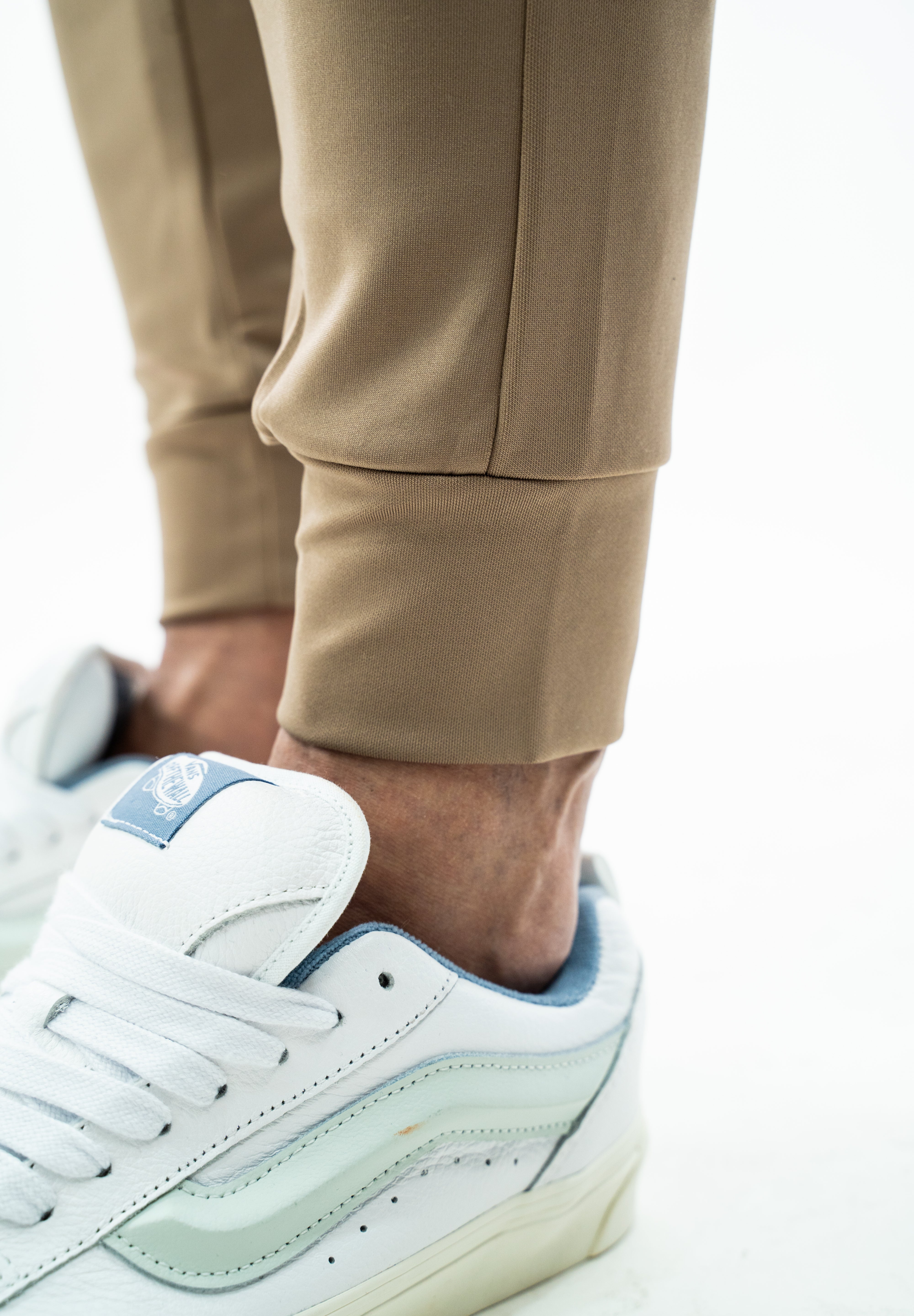 JOGGERS IMPRESSION BEIGE