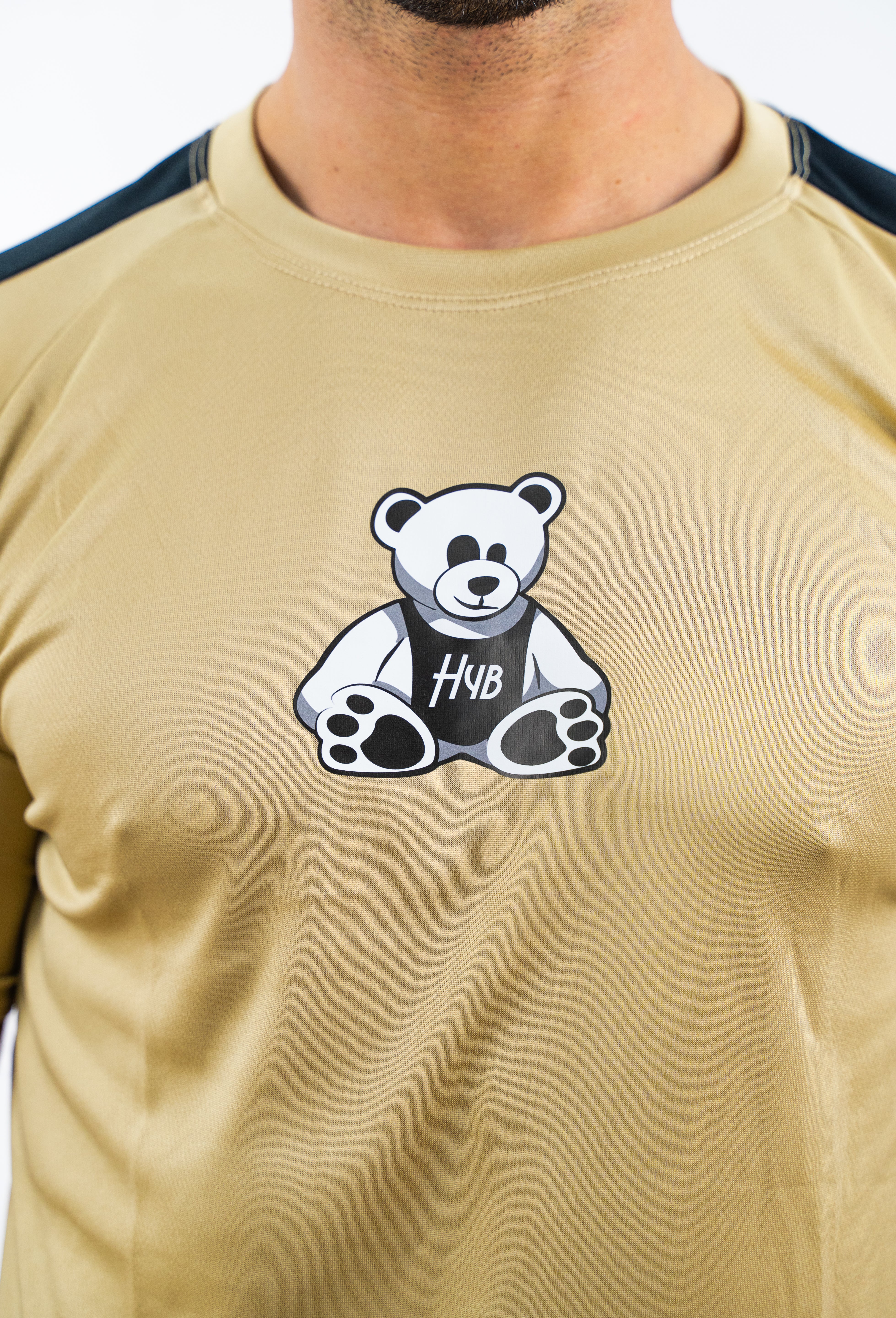 T-SHIRT PERFORMANCE ORO