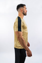 T-SHIRT PERFORMANCE ORO