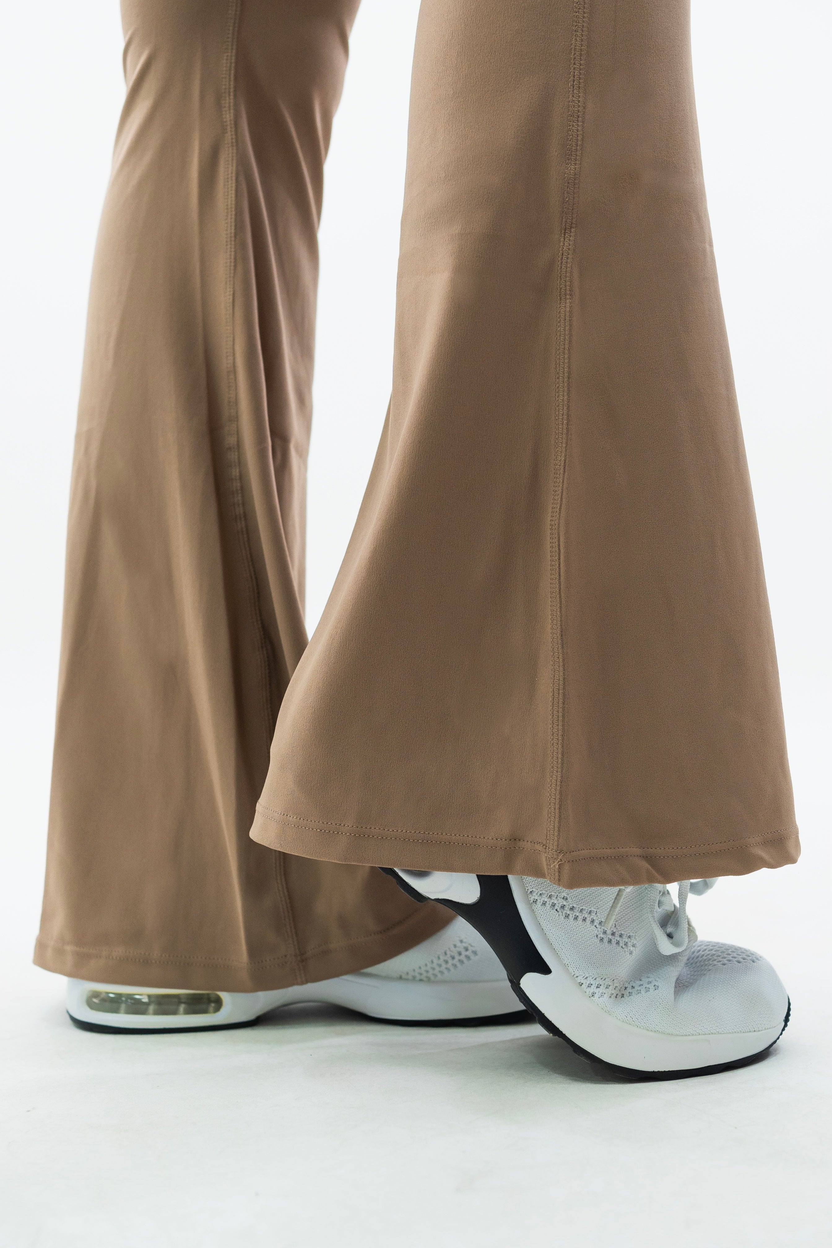 LEGGINGS A ZAMPA DI ELEFANTE VENUS BEIGE