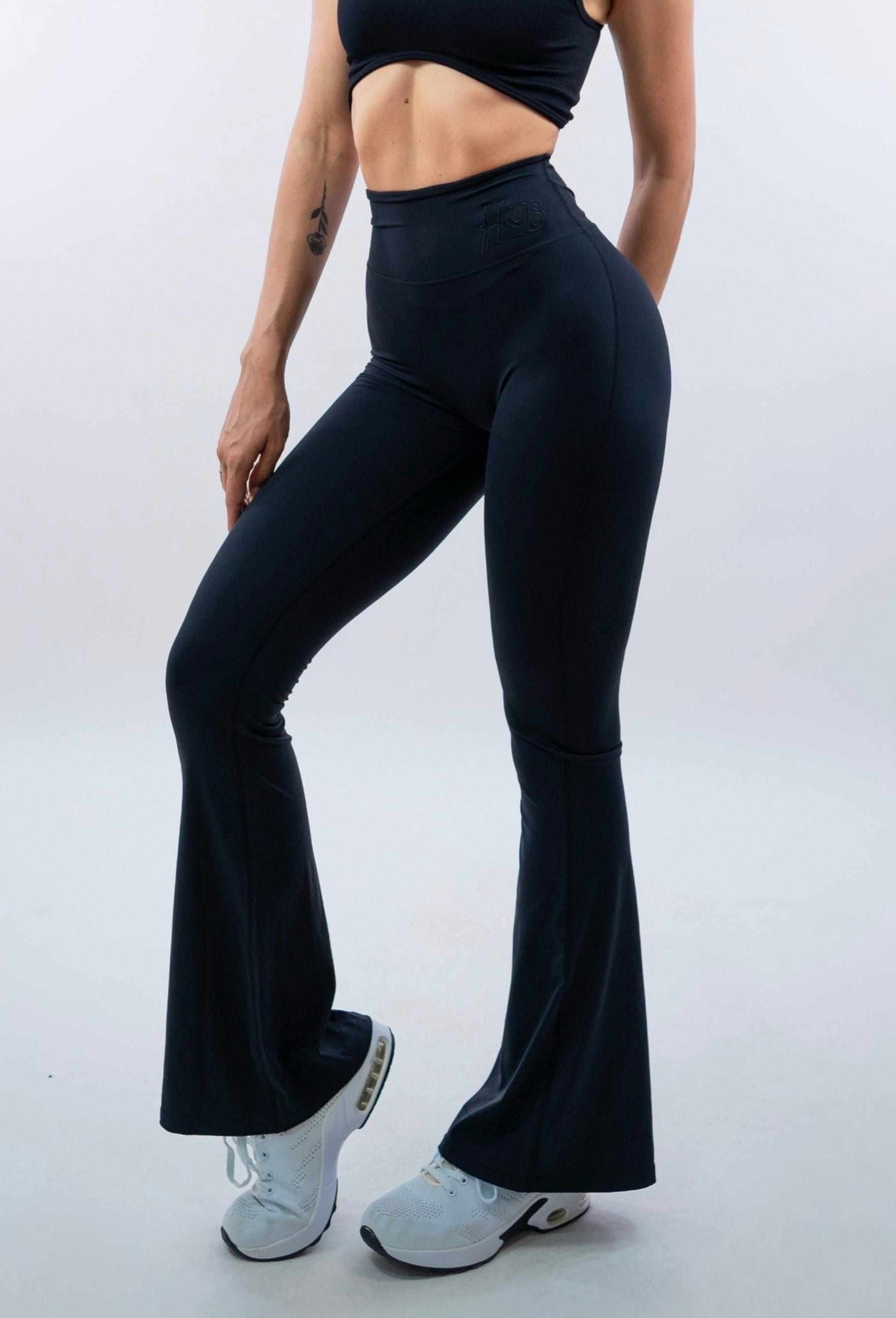 LEGGINGS A ZAMPA DI ELEFANTE AURA NERO