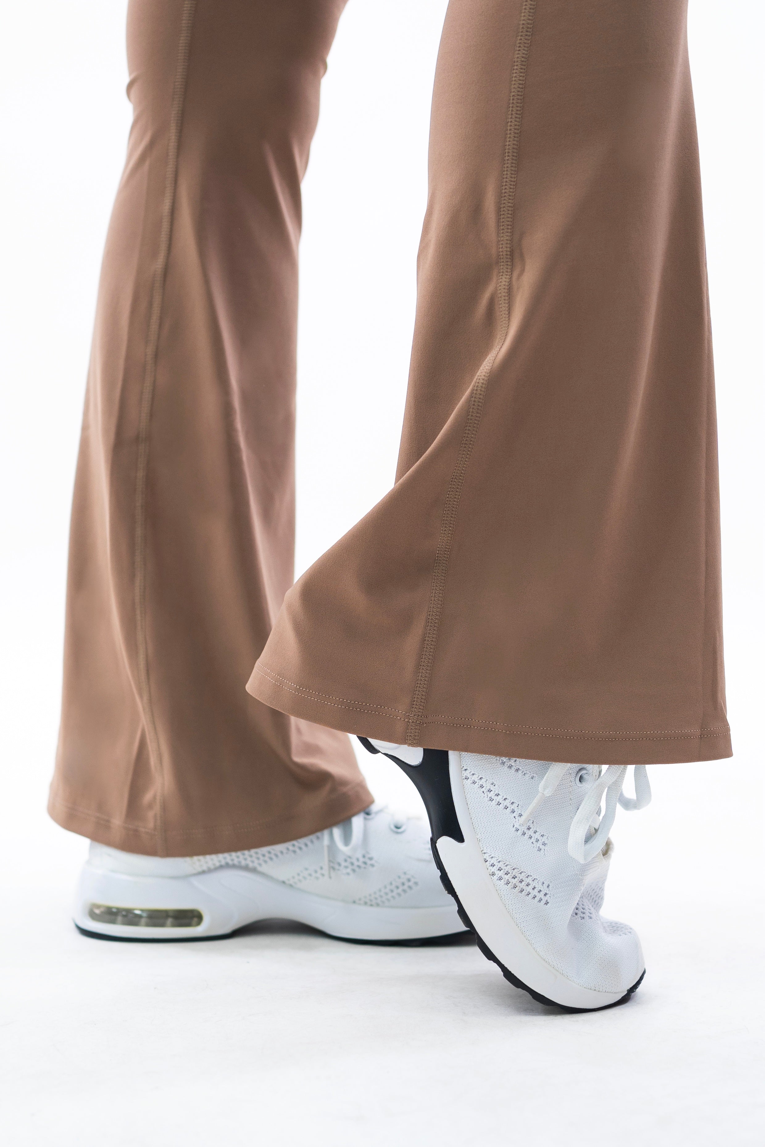 LEGGINGS A ZAMPA DI ELEFANTE AURA TERRA