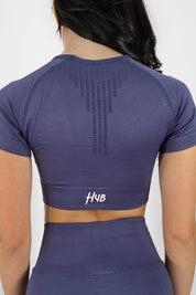 CROP TOP PERFORMANCE PURPLE - MANICA CORTA
