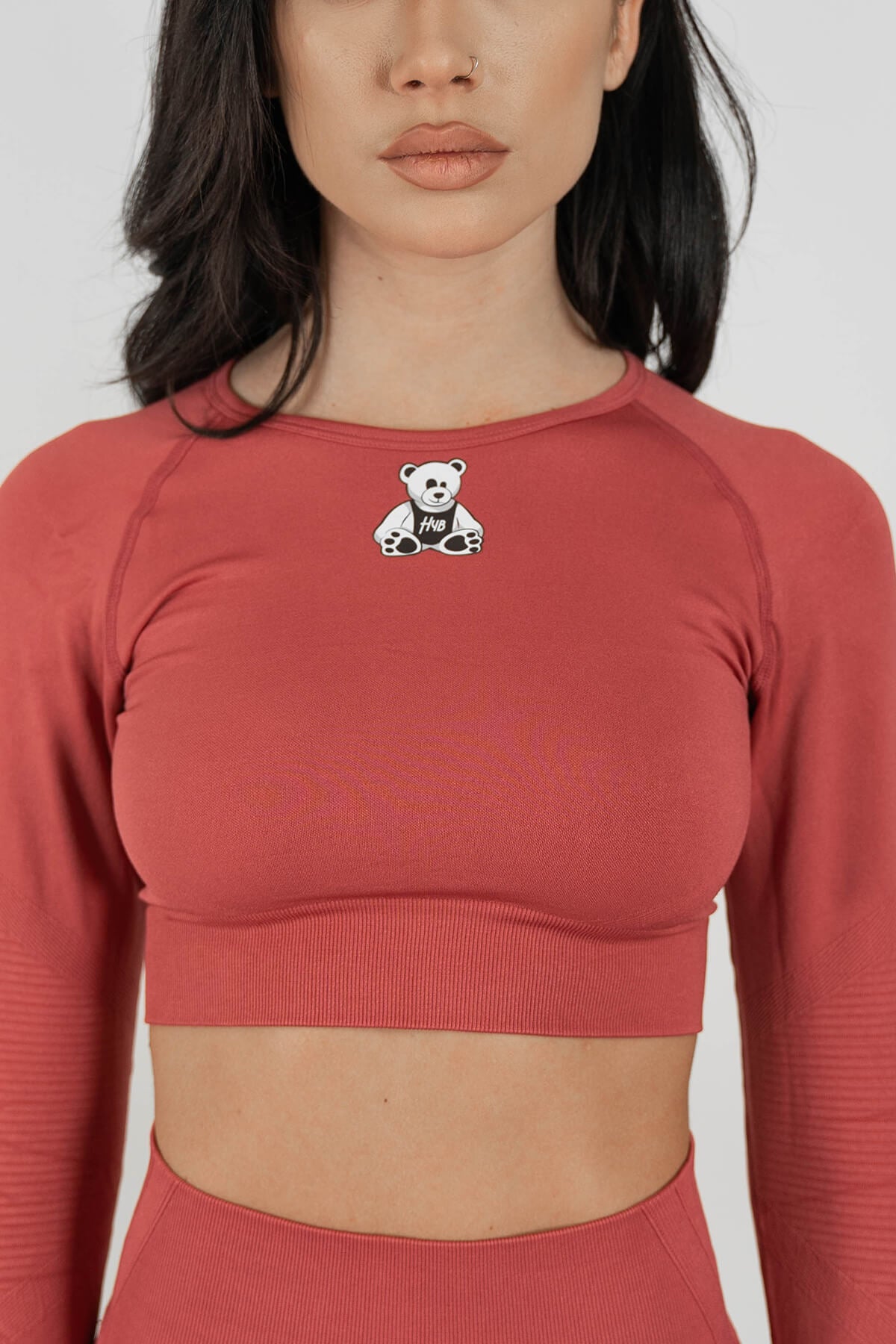CROP TOP PERFORMANCE AUTUMN RED - MANICA LUNGA