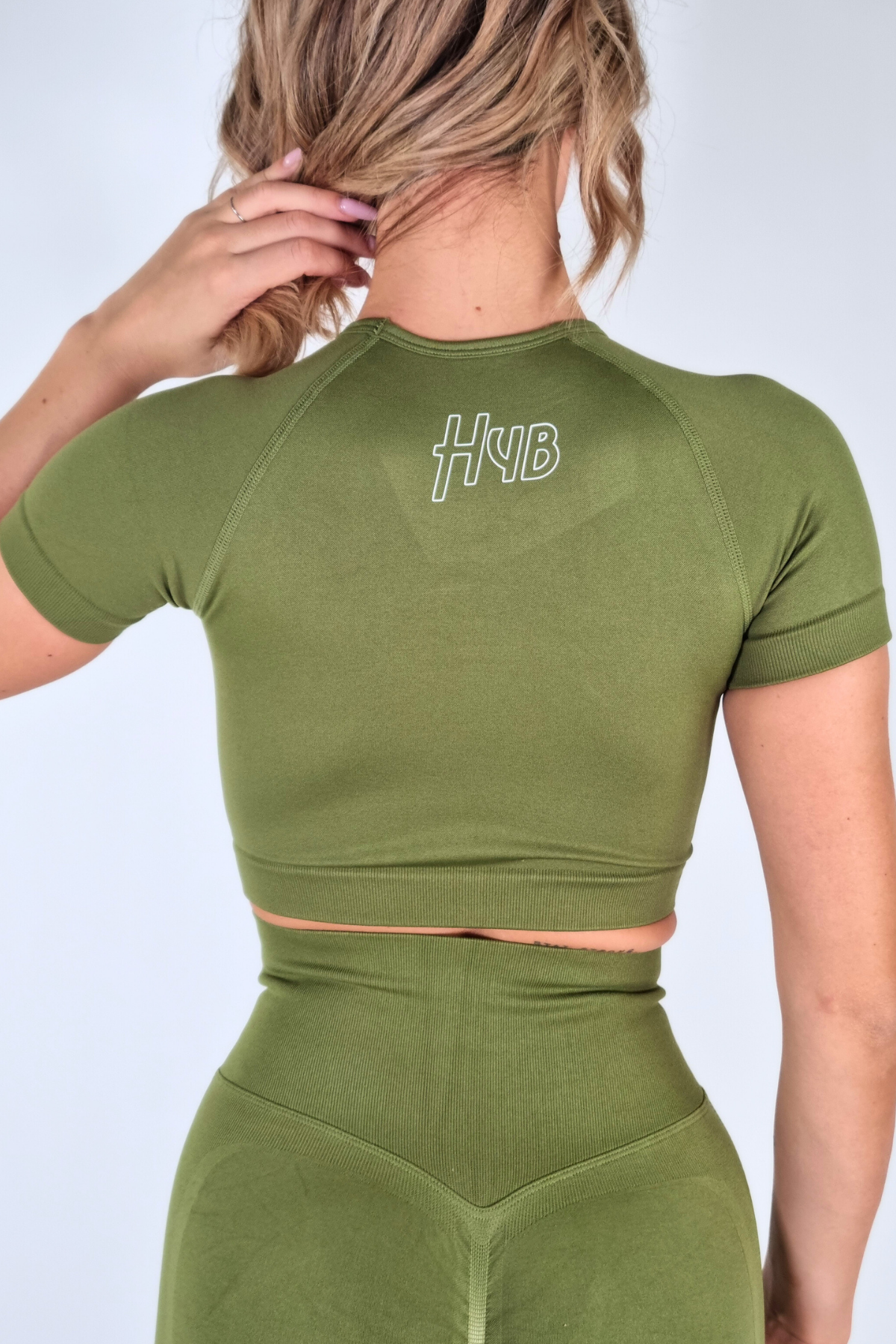 CROP TOP EVOLUTION VERDE OLIVA