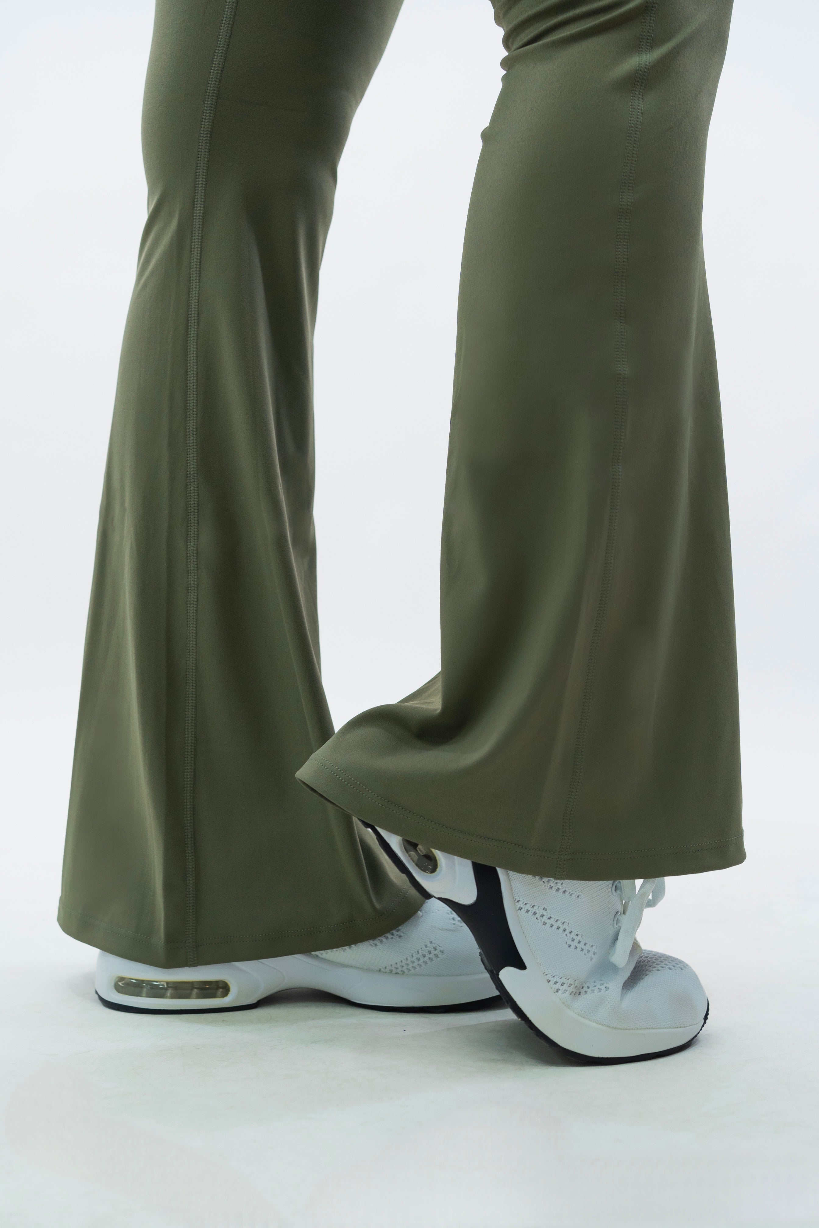 LEGGINGS A ZAMPA DI ELEFANTE VENUS VERDE MILITARE